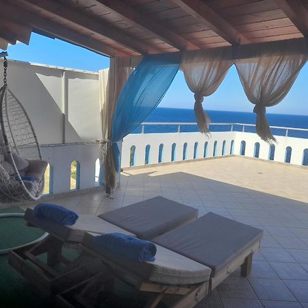 Aparthotel Delfini à Akhladherí Extérieur photo